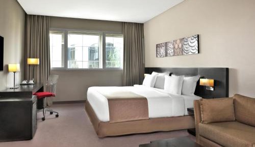 Deluxe King Room