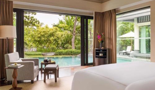 Grand Pool Villa