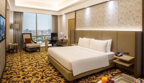 Grand Deluxe King Room