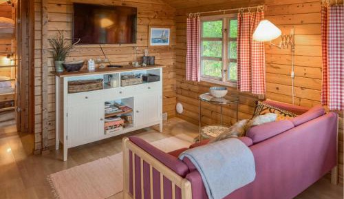 Two-Bedroom Holiday Home