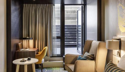Superior King Room