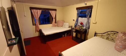Quadruple Room with Mountain View