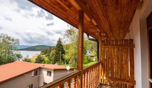Quadruple Room with Lake View