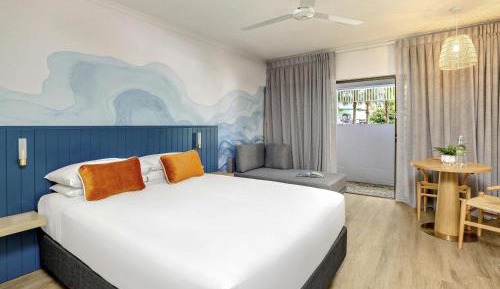 Standard Queen Room