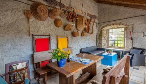 One-Bedroom Holiday Home