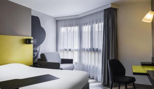 Standard Double Room with Sofa