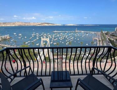 Two-Bedroom Apartment with Terrace and Sea View