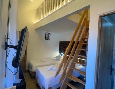 Basic Triple Room