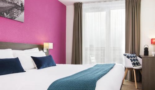 Superior Studio with Balcony (2 Adults)