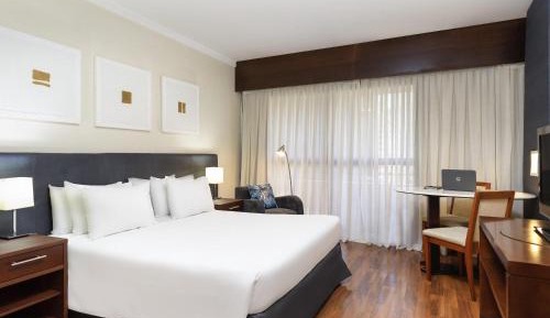 Standard Apartment with Queen Bed
