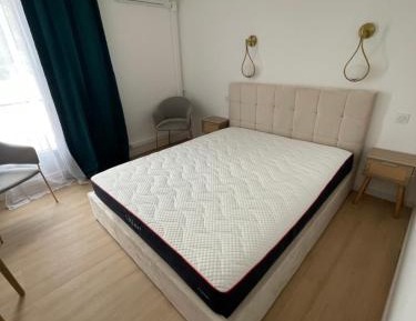 Deluxe Studio