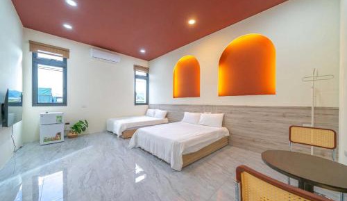 Quadruple Room with Private Bathroom