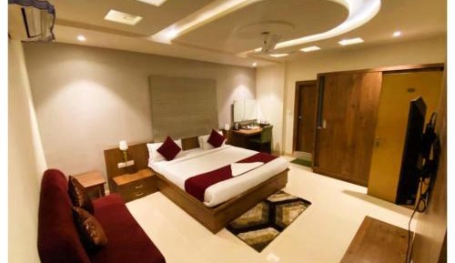 Superior King Room