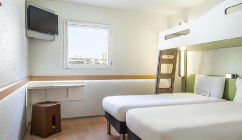 Basic Triple Room