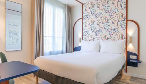 Standard Queen Room