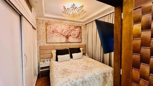 Deluxe One-Bedroom Apartment with City View