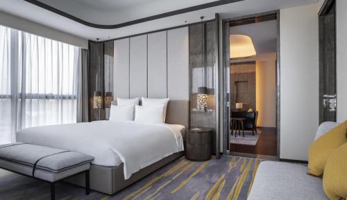 Family King Suite