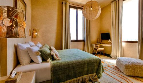 Deluxe King Room