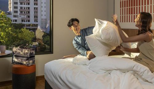 Standard King Room with Mountain Side