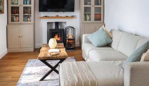 Three-Bedroom Vacation Home 