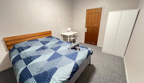Queen Room