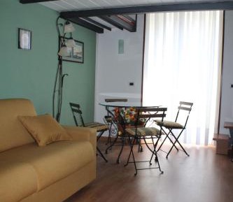 Studio - Split Level
