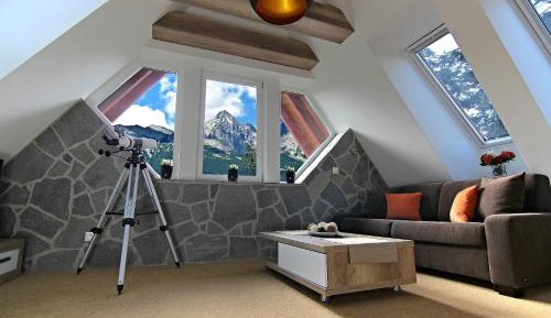 Deluxe Apartment with mountain view