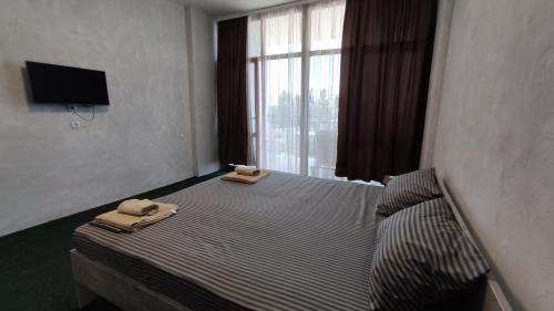 Double or Twin Room with Side Sea View