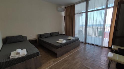 Quadruple Room with Sea View