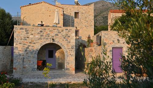Three-Bedroom Holiday Home 