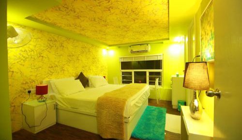 Queen Room