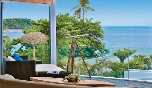Family Room with Sea View
