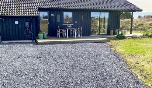 Three-Bedroom Holiday Home 