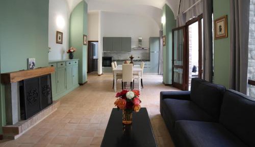 Two-Bedroom Deluxe Apartment