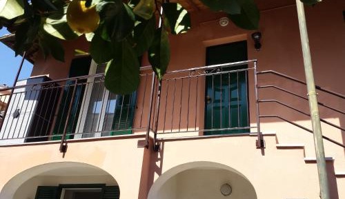 Three-Bedroom Apartment with Balcony