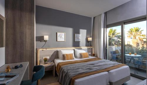 Two-Bedroom Apartment with Sea View