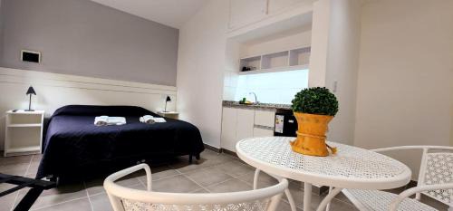 One-Bedroom Deluxe Apartment