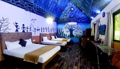 Mixed Dormitory Room
