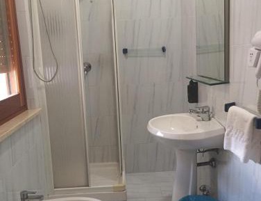 Triple Room with Bathroom