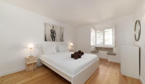 Two-Bedroom Deluxe Apartment