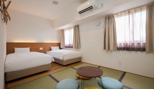 Twin Room with Shower