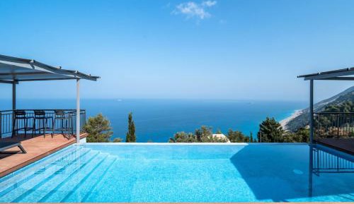 Villa with Sea View