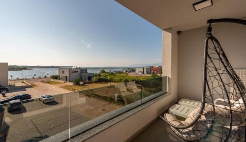 Three-Bedroom Apartment with Balcony