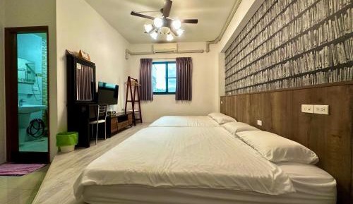 Standard Queen Room with Two Queen Beds