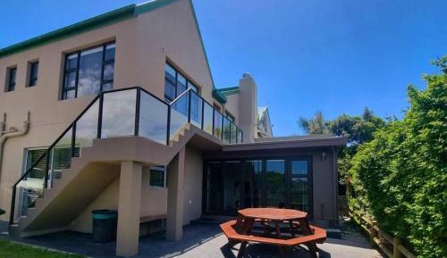 Deluxe Holiday Home