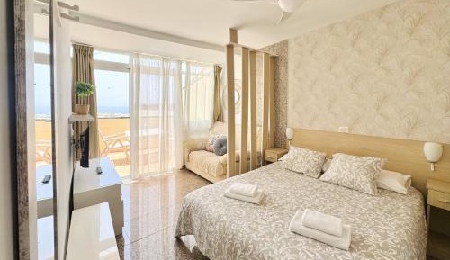 Studio Apartment with Sea View