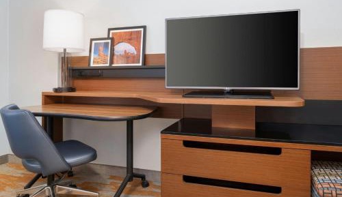 King Studio with Sofa Bed