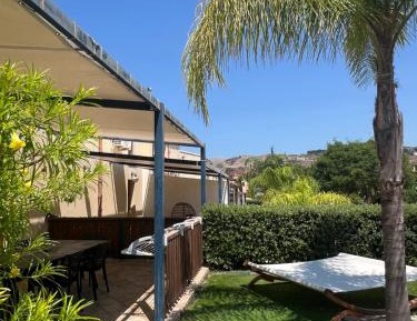 Three-Bedroom Premium Apartment with Resort View