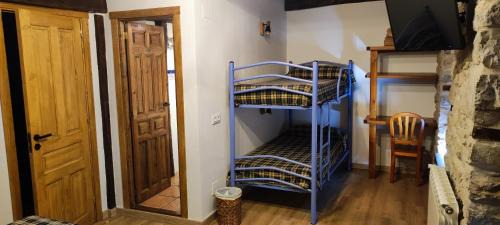 Quadruple Room with Private Bathroom