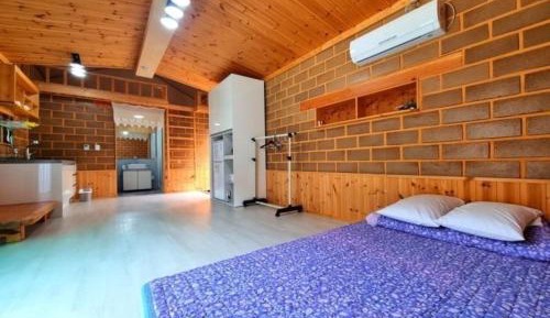 Quadruple Room 7